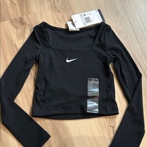 NWT Kid’s Nike Black Long Sleeve Tee
